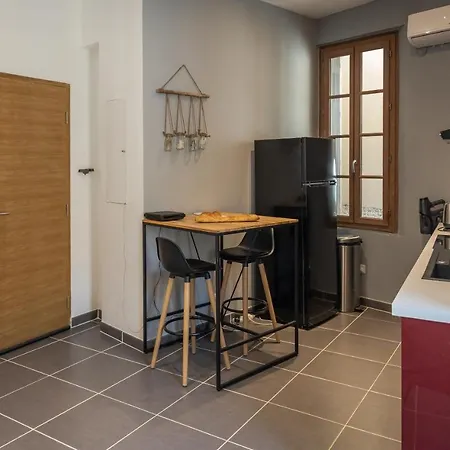 Apartment Coeur De Au Pied De La Sorgue